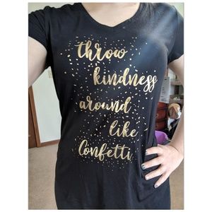 Apt. 9 cute graffic T-shirt